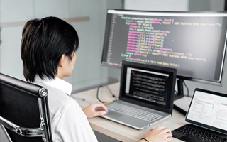 资阳 ,php声明和调用变量的符号是什么？